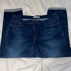 Levi’s mid rise skinny jeans
